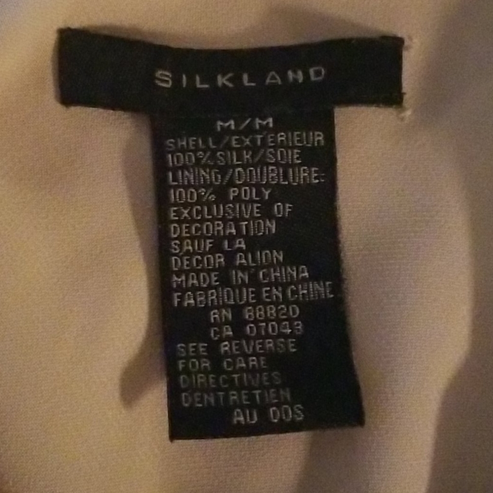 Silk blouse - Picture 2 of 5